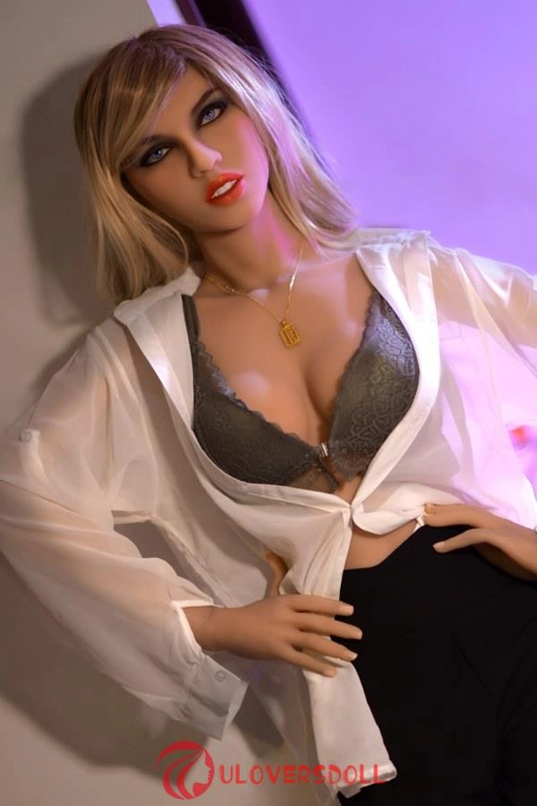 Medium Breast Doll