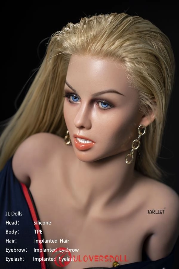 American G-cup Fuck Doll