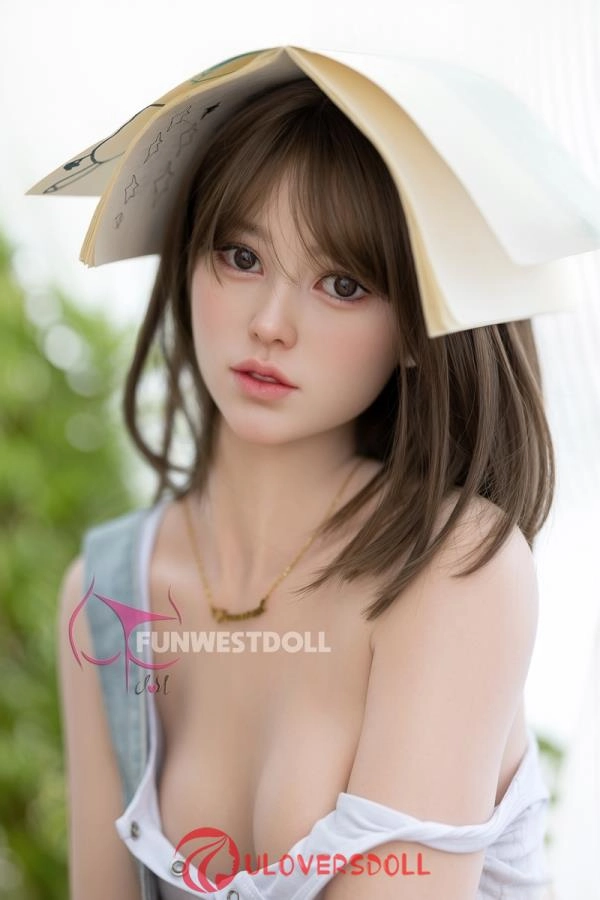 sex doll Lucy