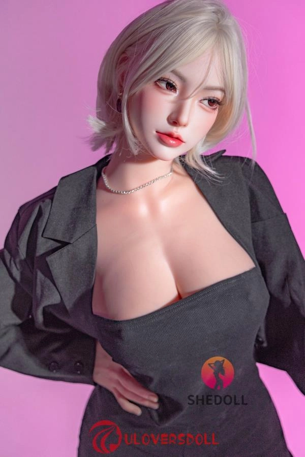 Ultra Realistic Sex Doll