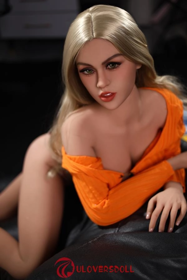 sex doll Romario