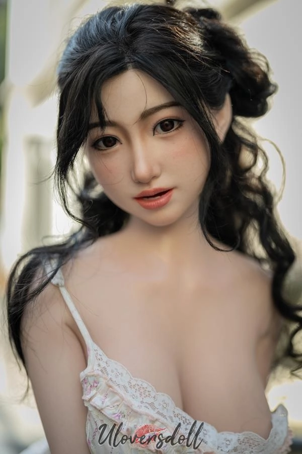 Chinese Silicone Sex Doll