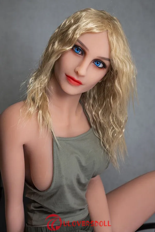 lifelike tpe sex doll