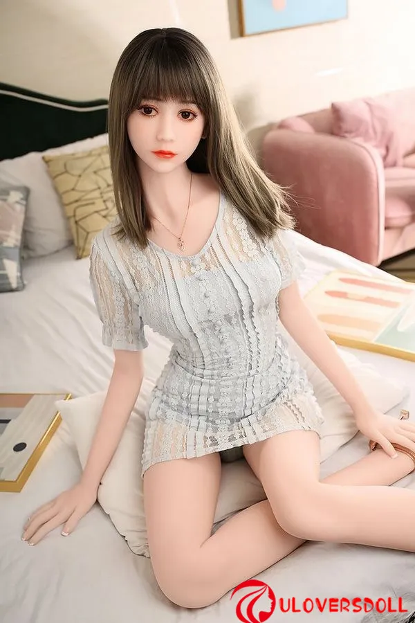 realistic new sex doll