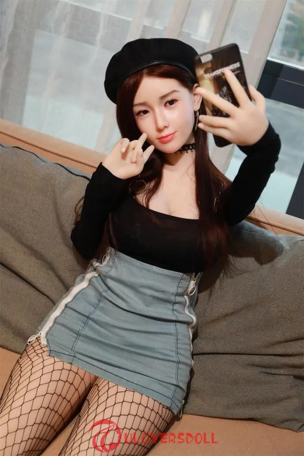 Sexy Asian Girl Sex Doll