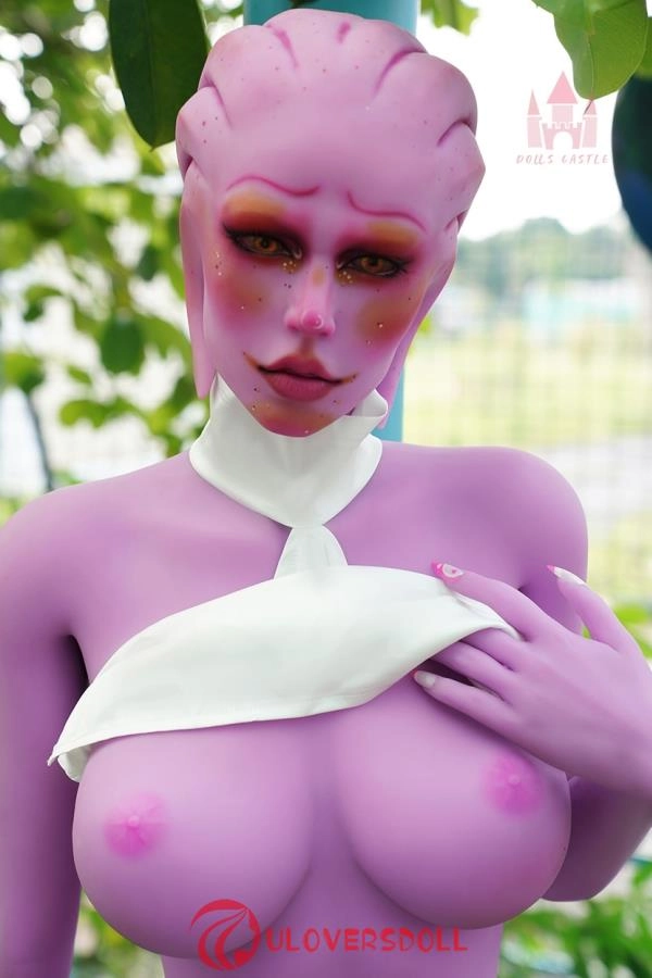 Ugly Alien Sexy Dolls