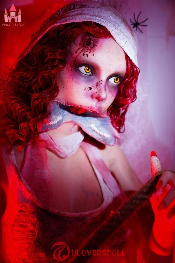 Lifelike Vampire Sexdoll