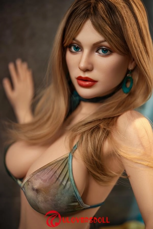 Hyper Realistic Human Sex Doll