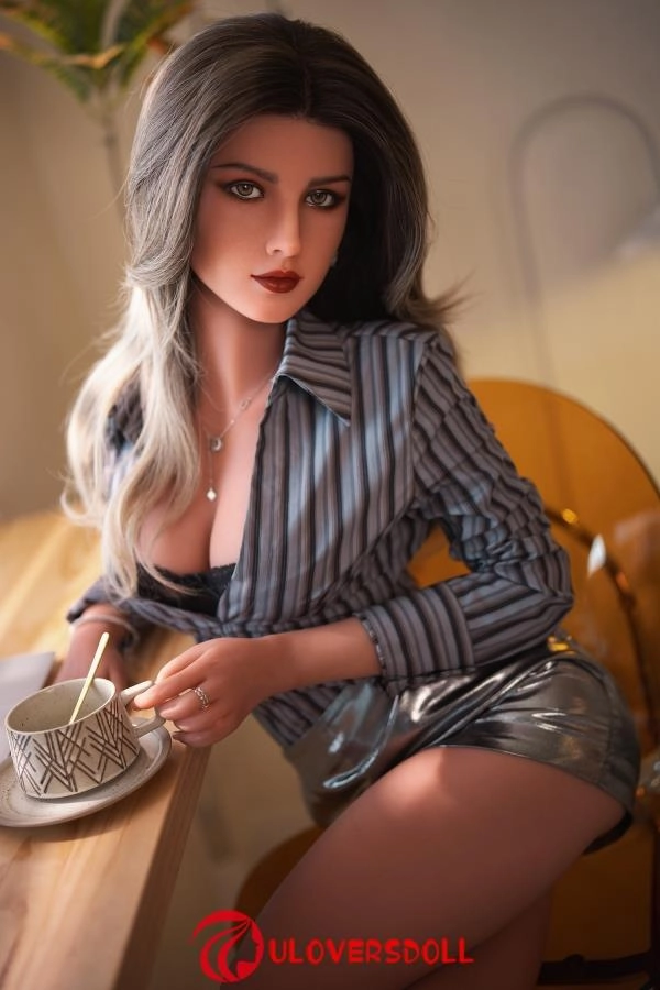 Medium Tits 166cm Doll