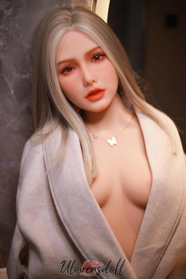 Lifelike Love Doll