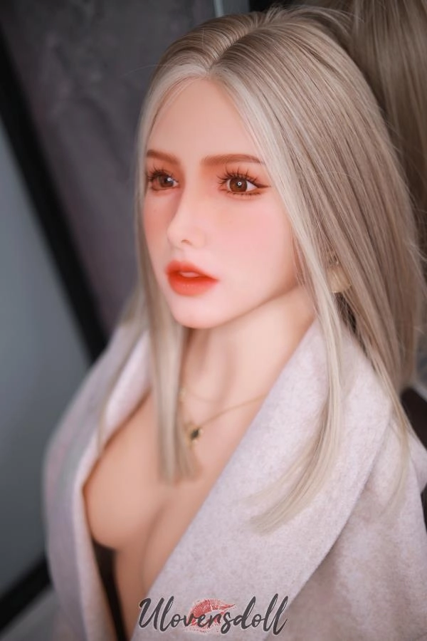 Medium Tits 77cm Adult Doll