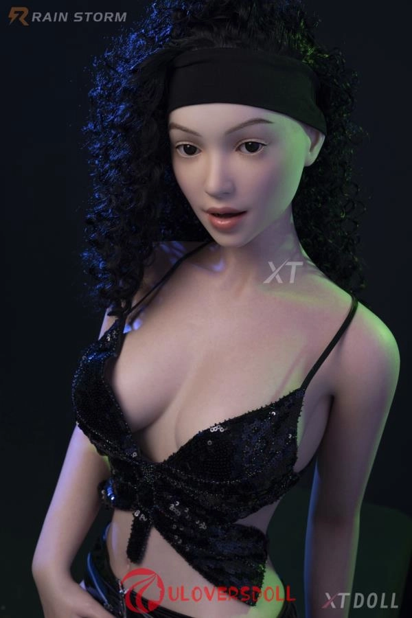 Sex Doll with Realistic Oral Structure