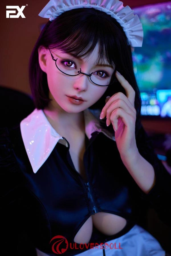 sex doll Ellie