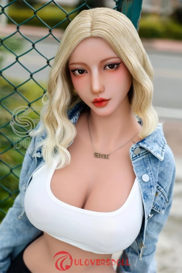 High End Love Doll