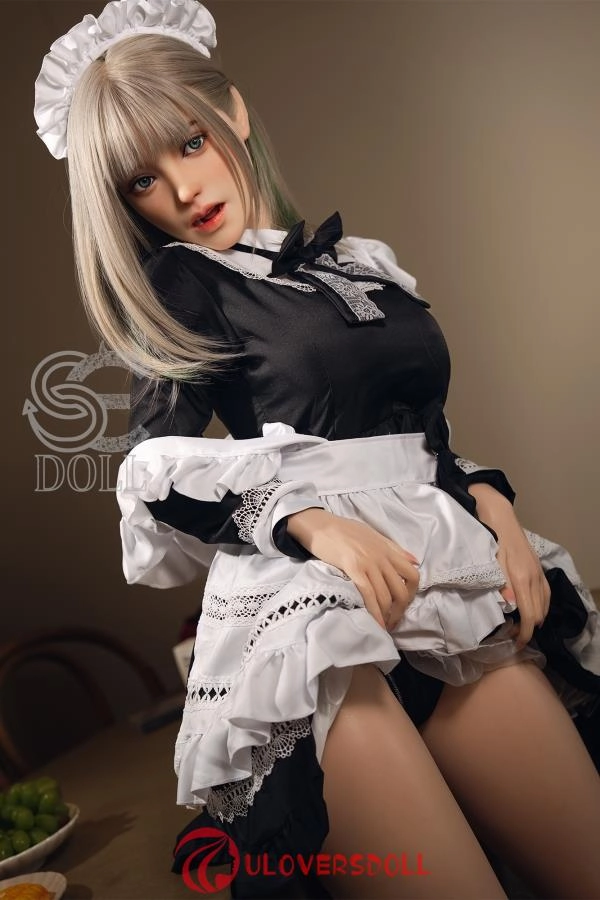 SE Big Boobs Doll